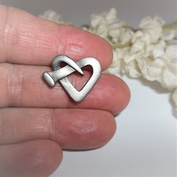 Pewter Heart Pin Brooch Square Head Nail Jewelry Unisex Edgy Modern Unique A322 - Picture 6 of 6